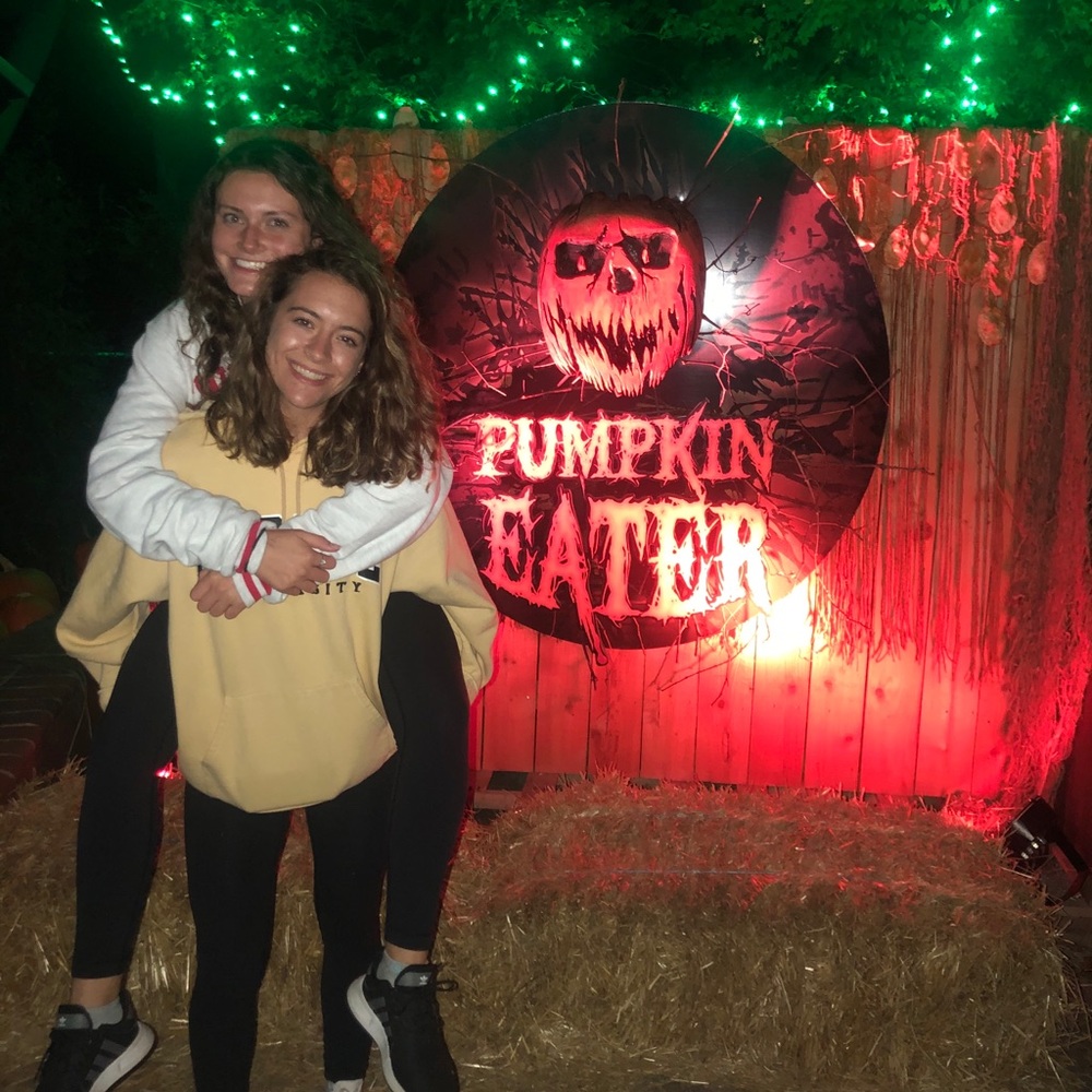 Meet your Posher, Maria